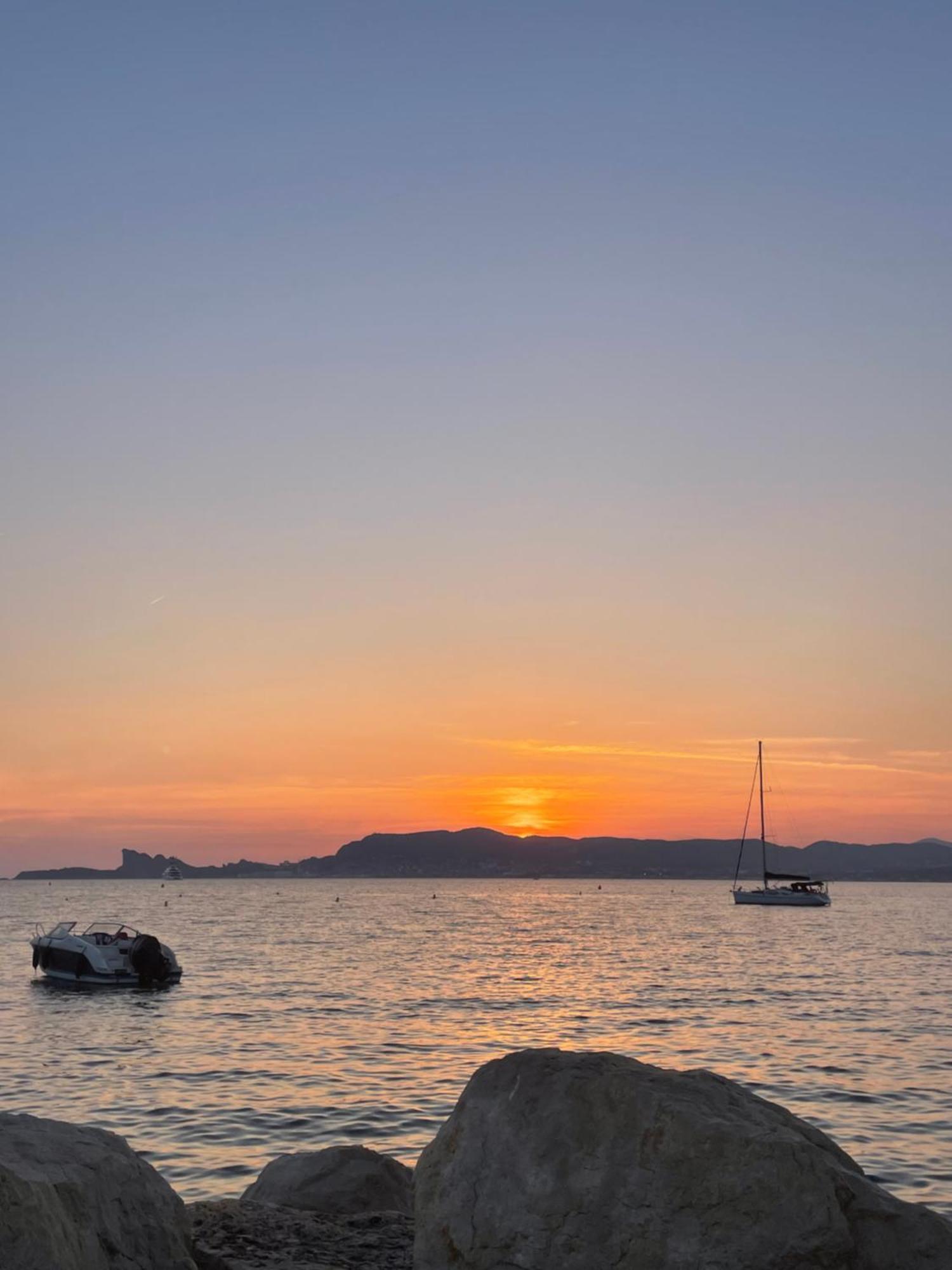 Studio Cosy Proche Mer Saint-Cyr-sur-Mer Exterior foto